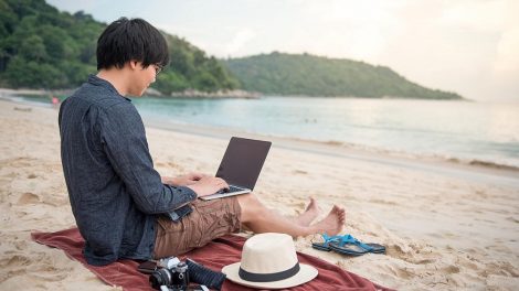 Essential Gear for Modern Remote Workers & Digital Nomads